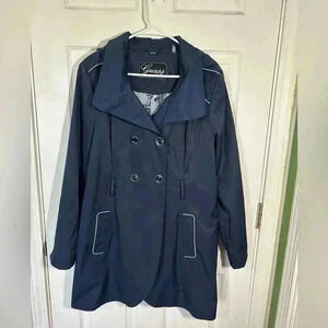 GUESS navy double breasted trench hooded contrast trim logo buttons. Size XL EUC